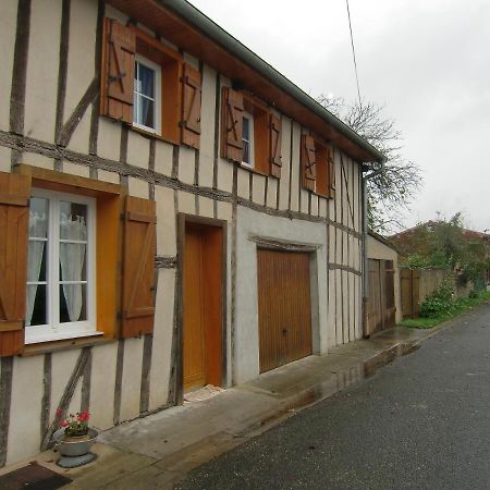 Le Bois Flotte Villa Arrigny Phòng bức ảnh